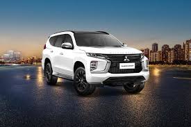 PAJERO-MITSUBISHISURABAYAINFO-083895660960 mobil pajero terbaru